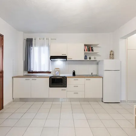 F & B Summer Collection - Flat For 2 * אפיטוס